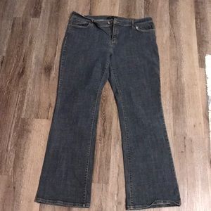 Daisy Fuentes Jeans